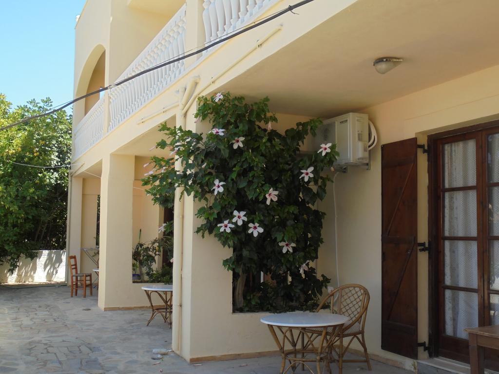Kokkinakis Apartments Piskopiano Exterior photo